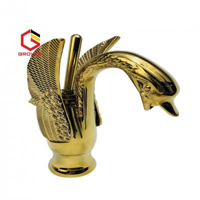 Vòi rửa mặt thân thấp mạ vàng chim hạc GR 8601B