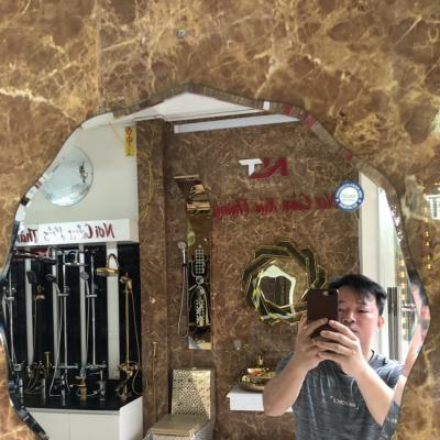 GƯƠNG TREO PHÒNG TẮM RAINBOW LƯỢN D70 cm